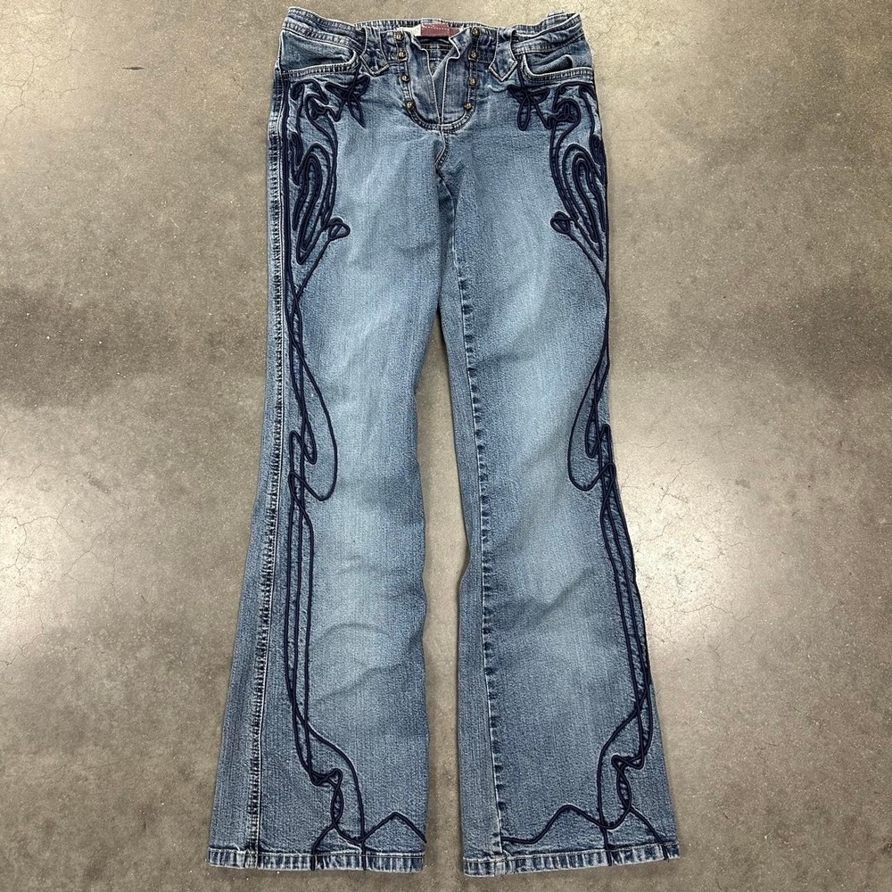 *SOLD* buffalo david bitton Y2K low-rise embroidered leg design flare Size 26